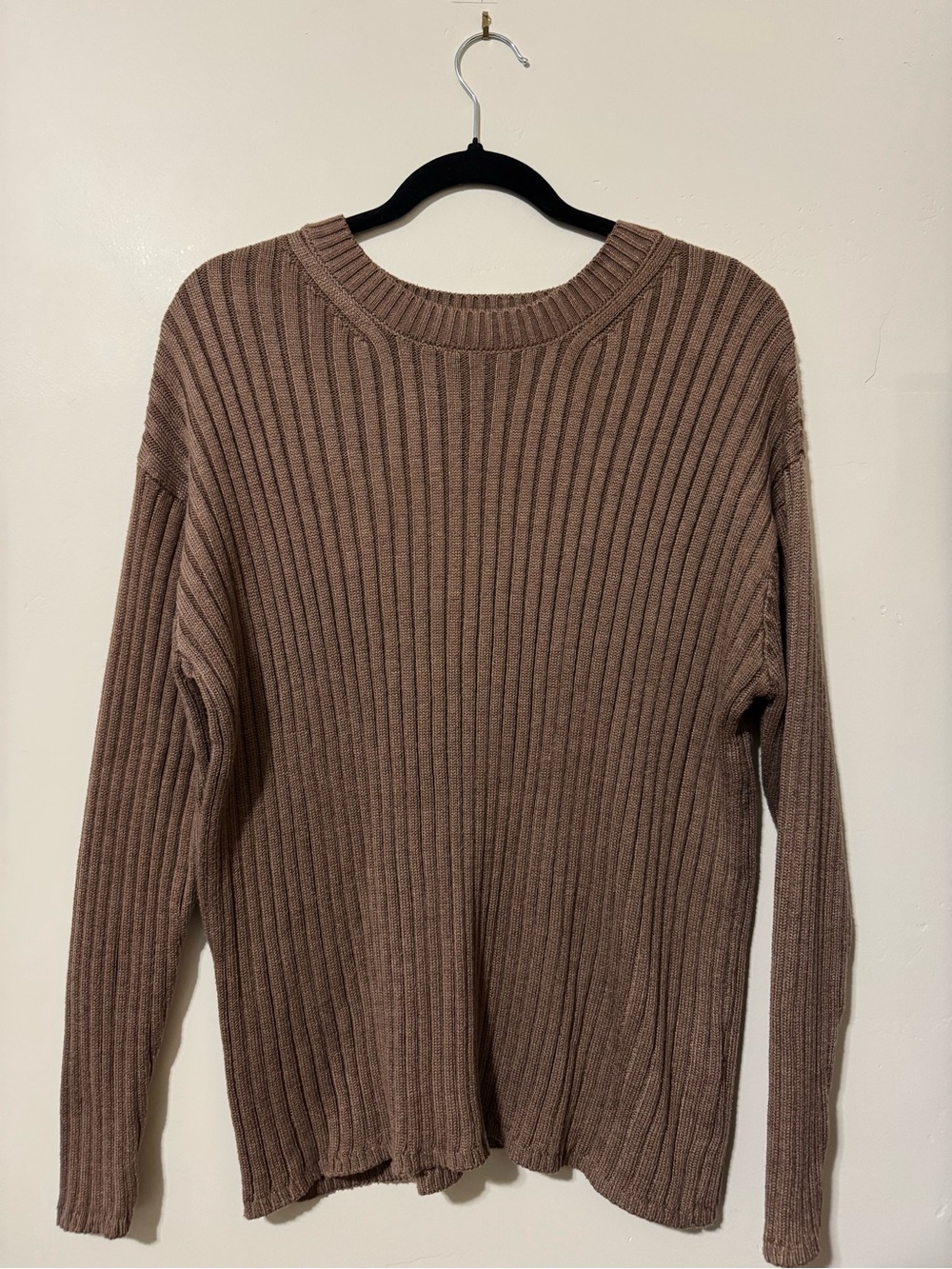 Jessica Simpson Ribbed Crewneck Sweater in Taupe Brown